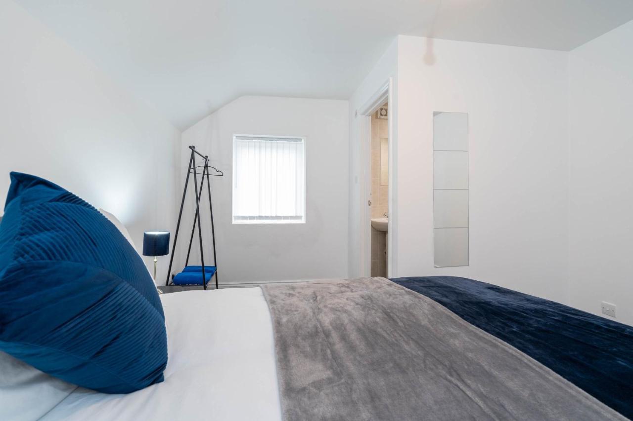 Three Bedroom Apartment- One Choice Stays Serviced Accommodation- Jewellery Quarter Μπέρμιγχαμ Εξωτερικό φωτογραφία