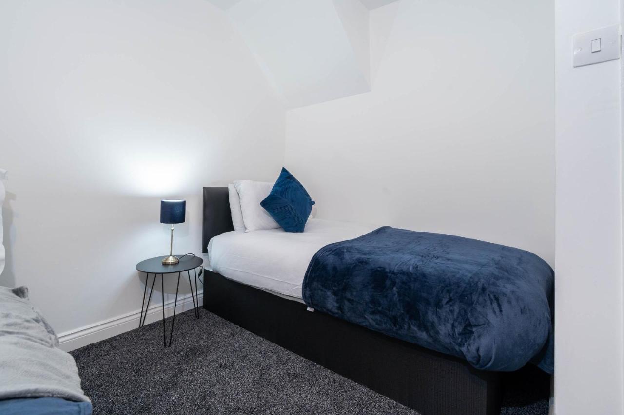 Three Bedroom Apartment- One Choice Stays Serviced Accommodation- Jewellery Quarter Μπέρμιγχαμ Εξωτερικό φωτογραφία