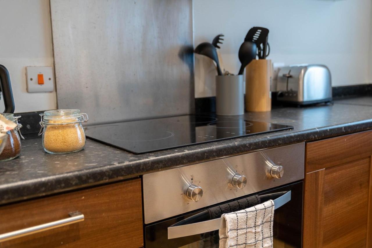 Three Bedroom Apartment- One Choice Stays Serviced Accommodation- Jewellery Quarter Μπέρμιγχαμ Εξωτερικό φωτογραφία