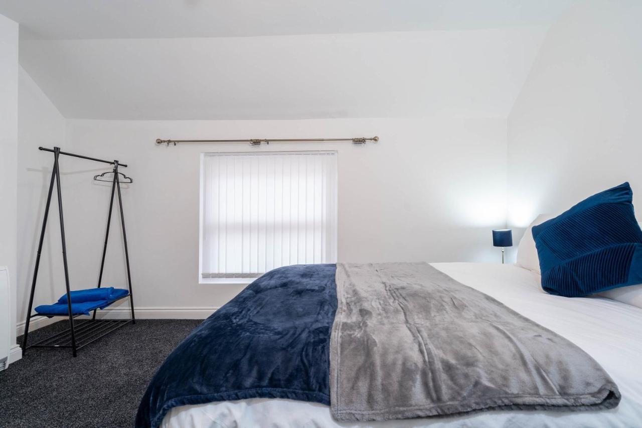 Three Bedroom Apartment- One Choice Stays Serviced Accommodation- Jewellery Quarter Μπέρμιγχαμ Εξωτερικό φωτογραφία